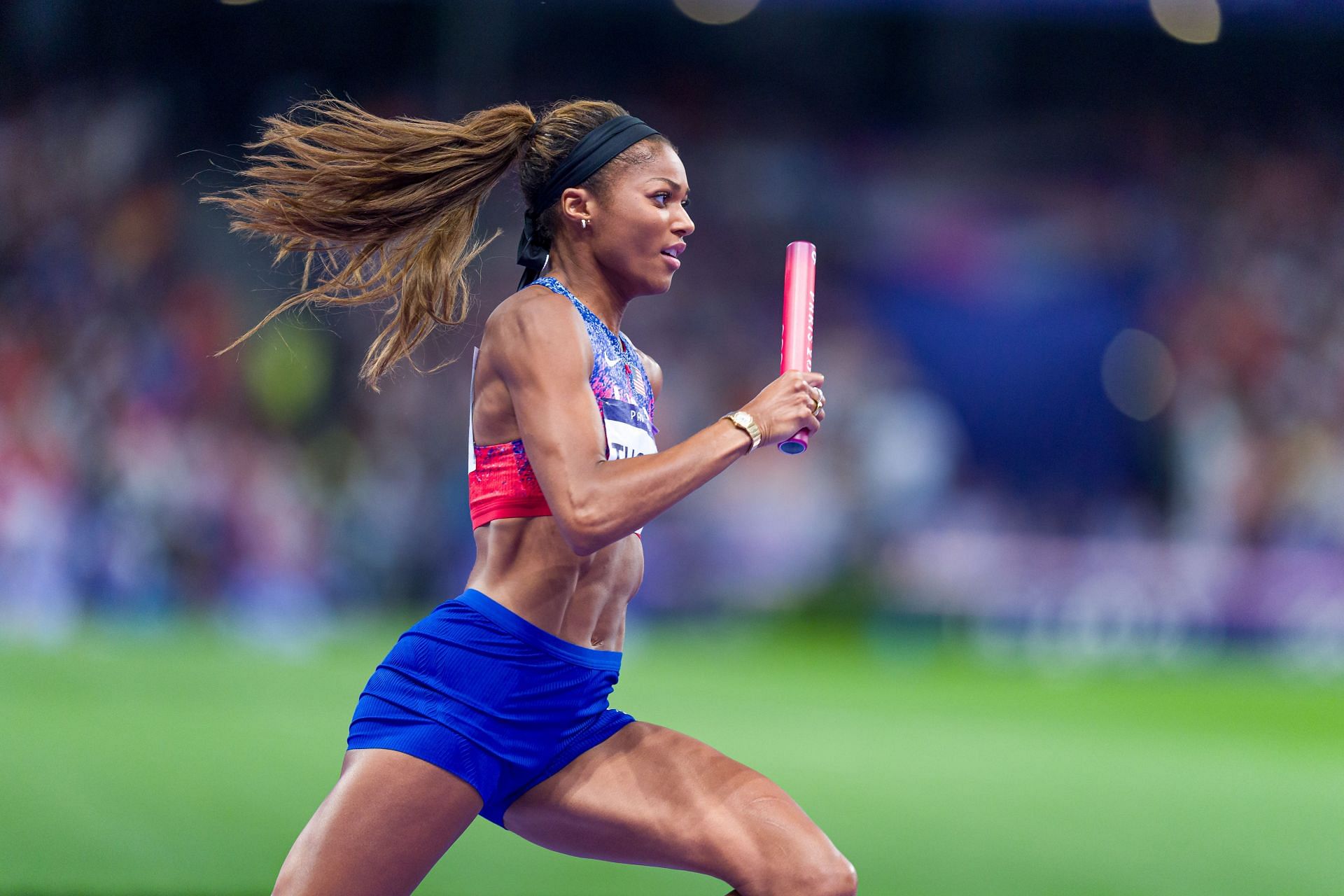 Gabby Thomas in action during the Women&#039;s 4x400m Relay at the Paris Olympics 2024 [Image Source: Getty]