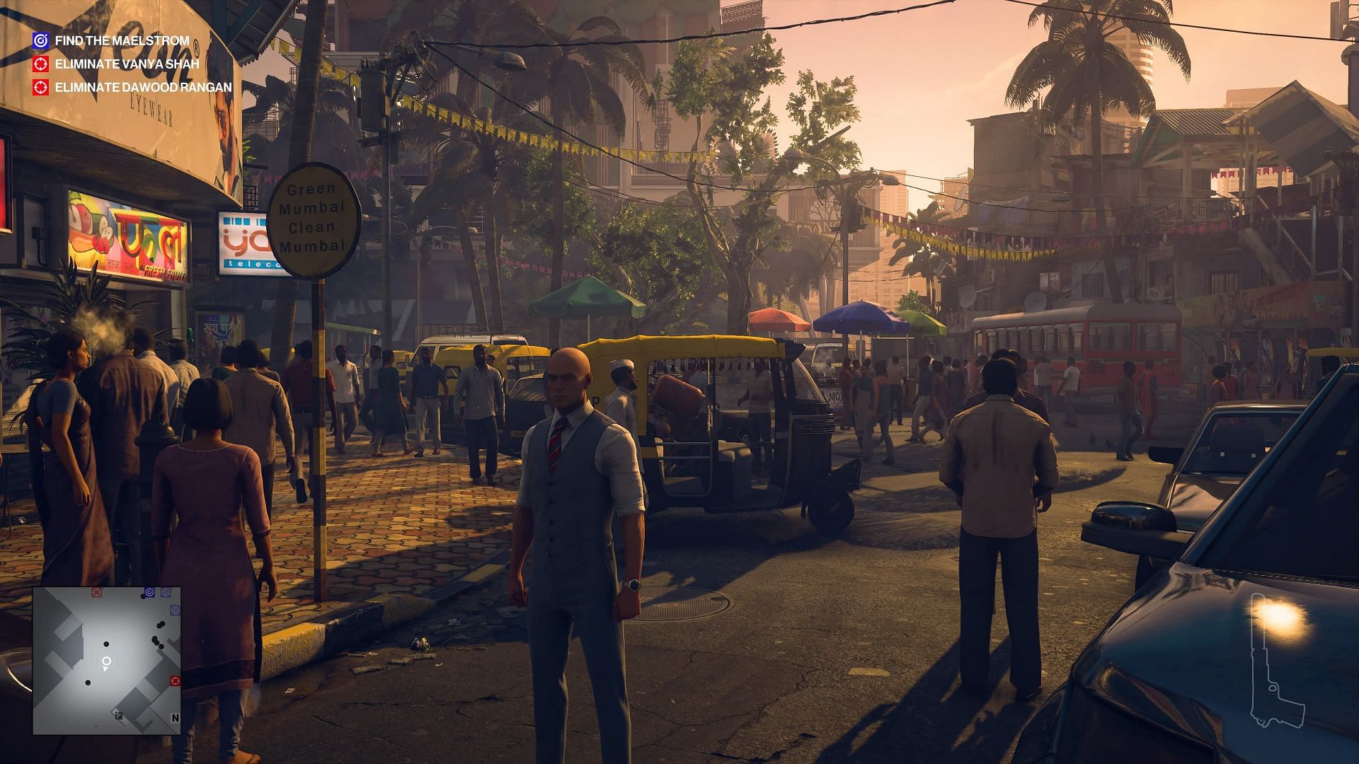 Agent 47 blending into the Mumbai alleyways (Image via IO Interactive)