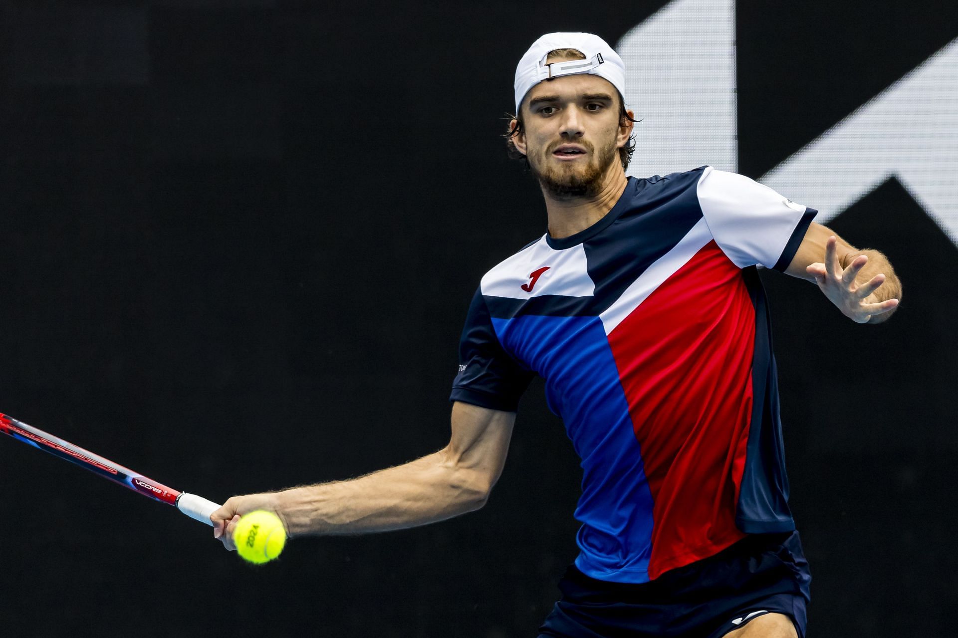 Tomas Machac beat Sebastian Korda in straight sets [Image via Getty]