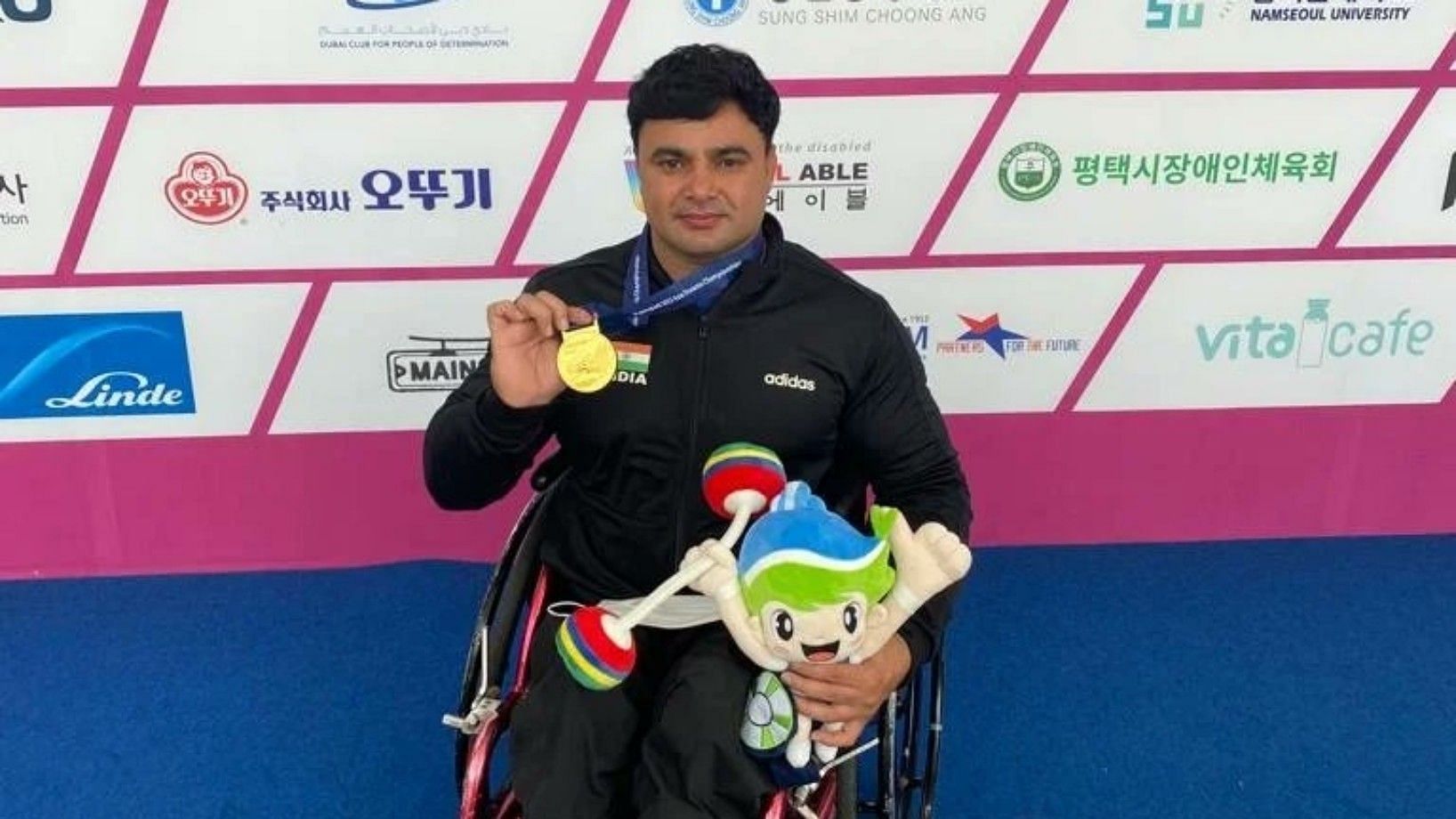 Ashok at the Asia-Oceania Para Powerlifting Championships 2024 (Image via ParalympicIndia)