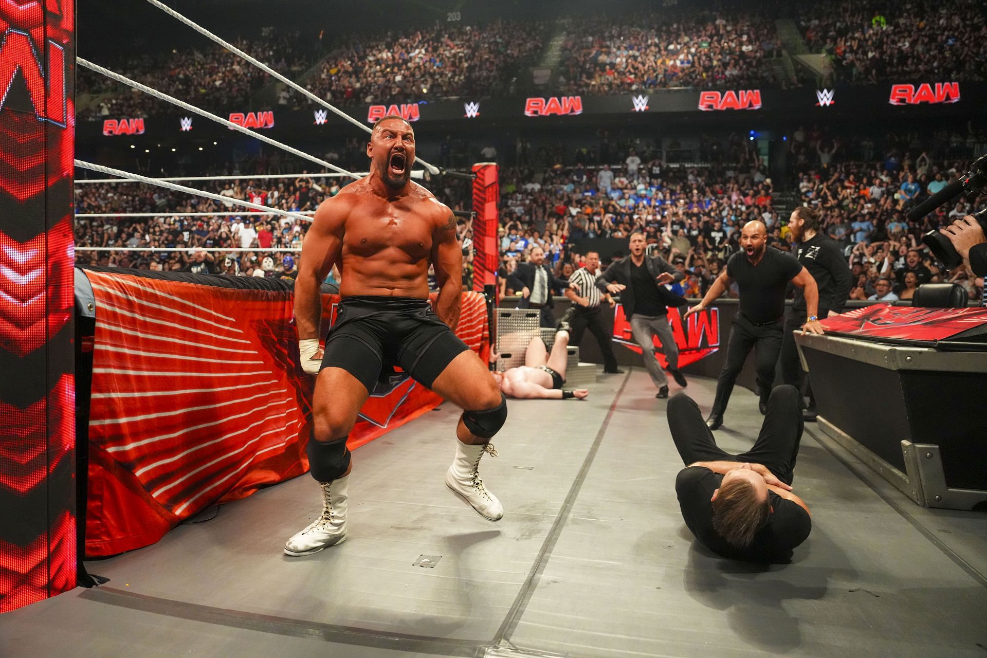 Monday Night RAW - Source: Getty