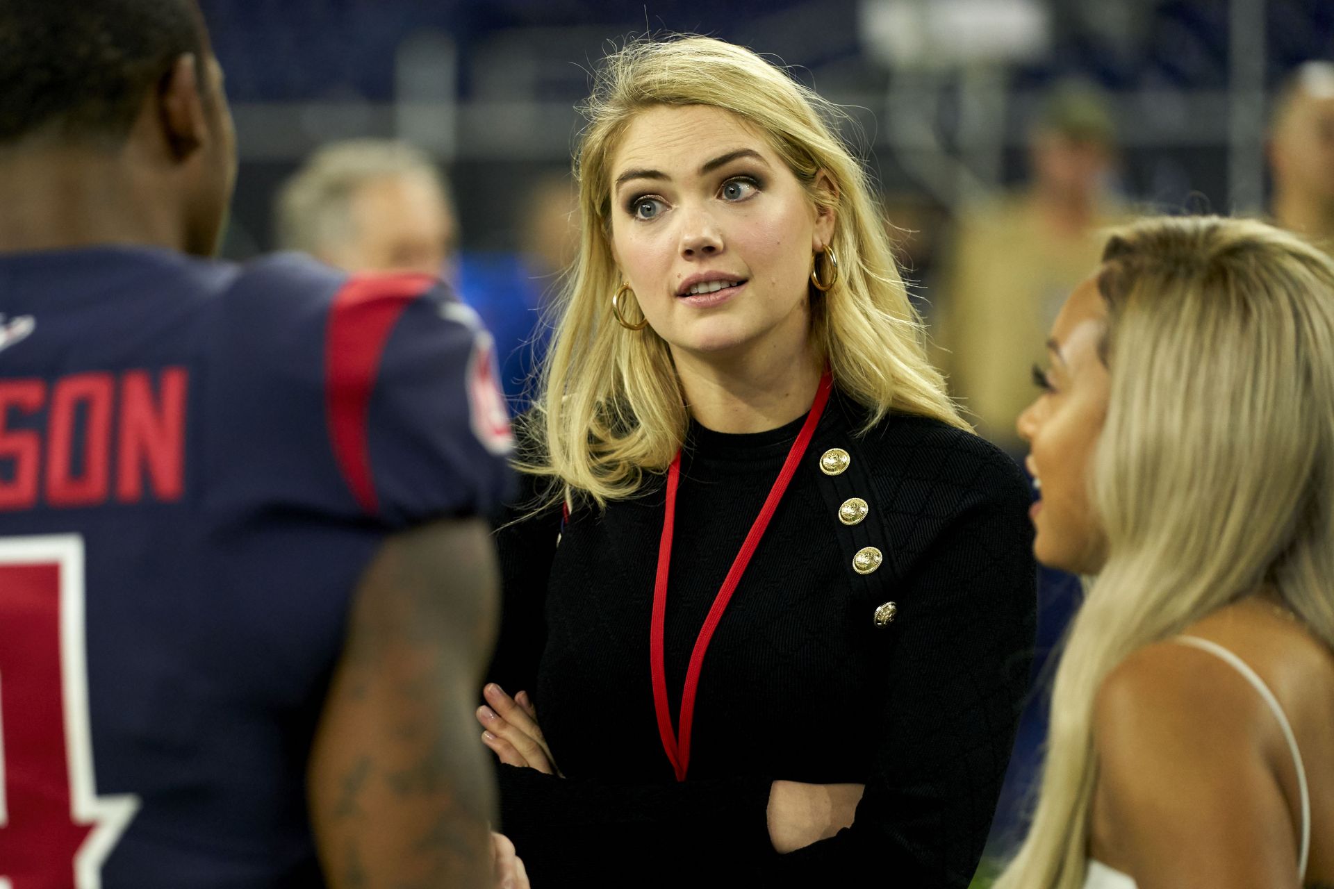 Justin Verlander&#039;s wife Kate Upton on an NFL field (Getty)