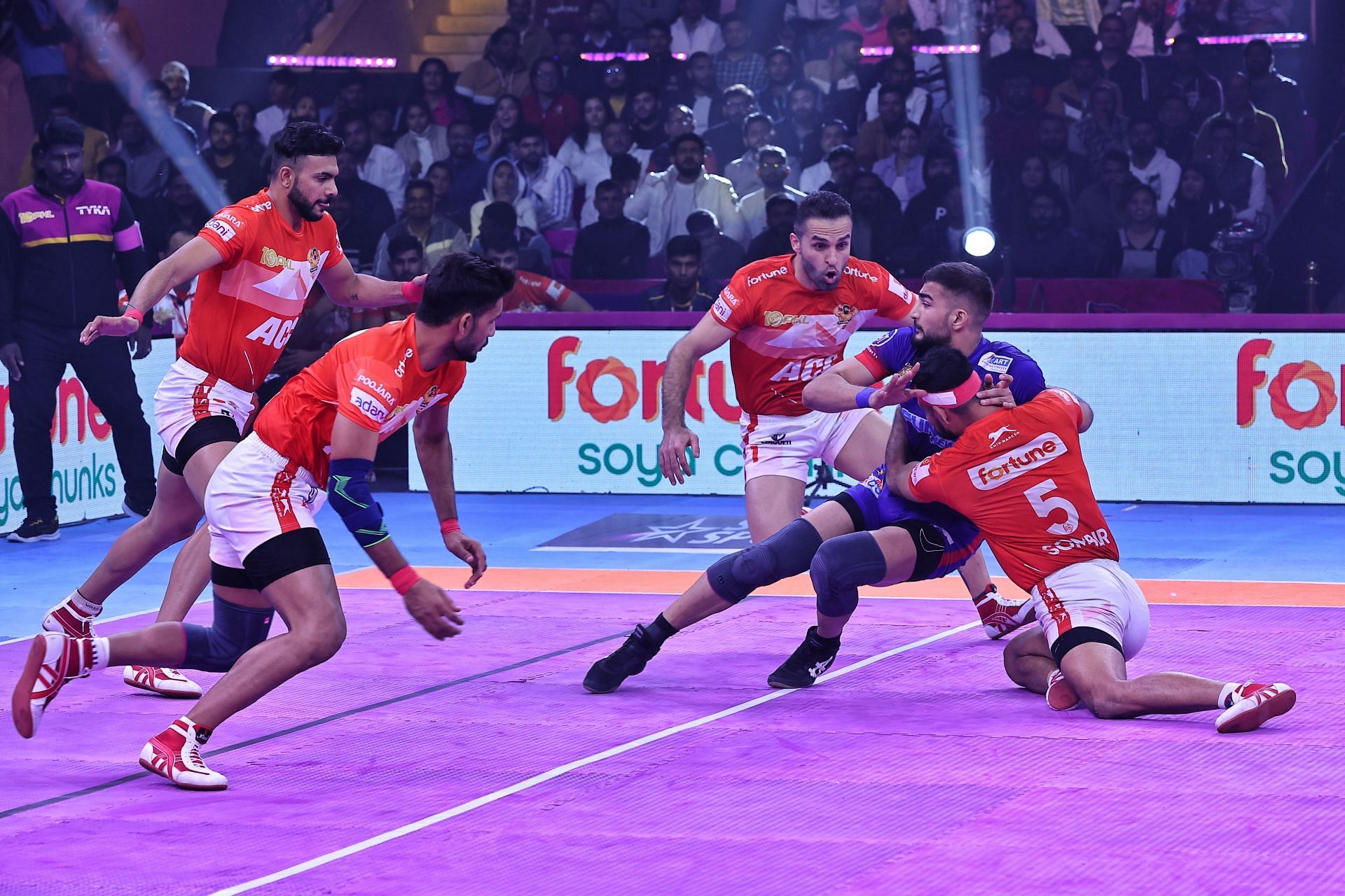 Dabang Delhi Vs Gujarat Giants Pro Kabaddi League In Jaipur - Source: Getty