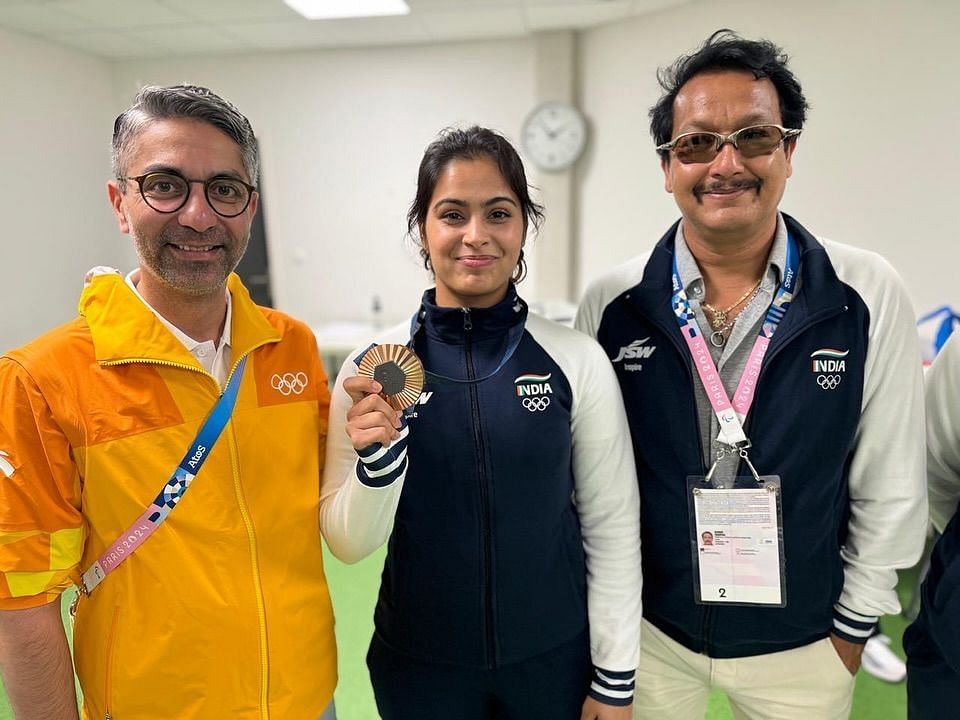 Manu Bhaker with Abhinav Bindra. Courtesy: Abhinav Bindra Instagram 