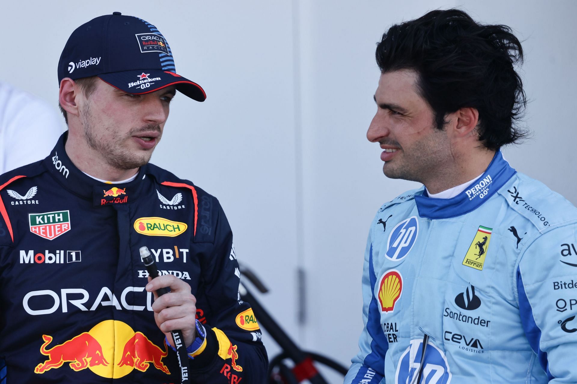 Max Verstappen of Red Bull Racing and Carlos Sainz of Ferrari at the Miami GP (Source: Getty Images)