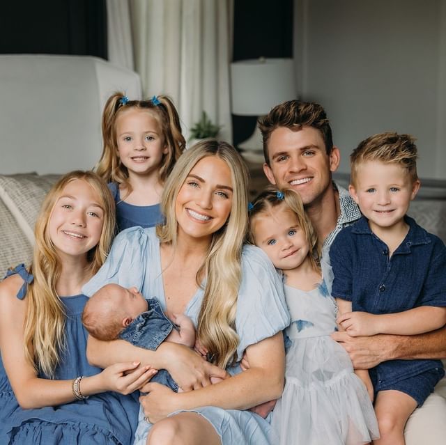 Who are Savannah LaBrant’s kids?