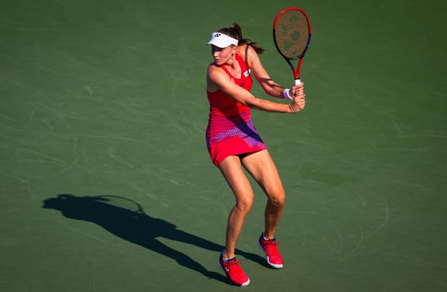 WATCH: Elena Rybakina dodges questions about her split from coach