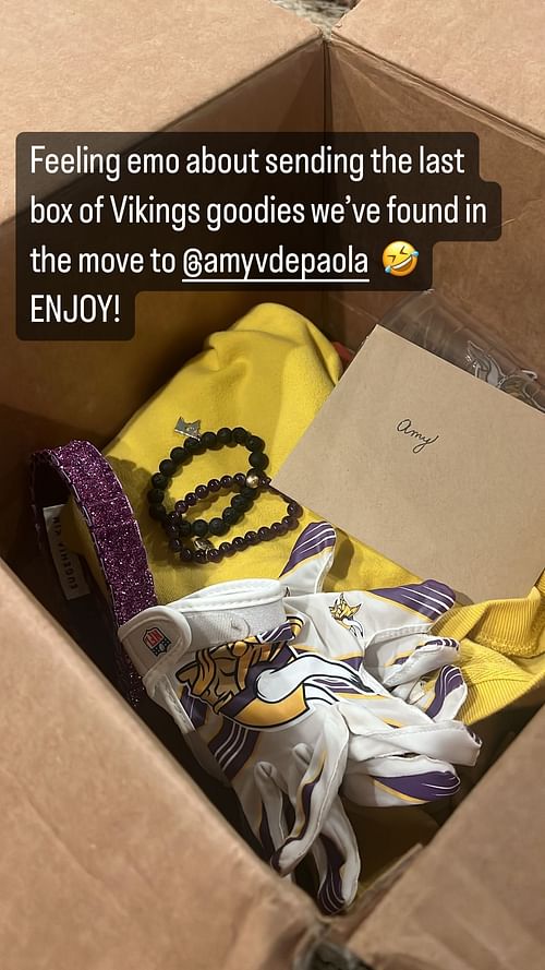 Julie Cousins packs up the last of her Vikings items (via Julia Cousins' Instagram story)