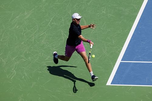 Alex Michelsen in action at the Cincinnati Open 2024 (Source: Getty)