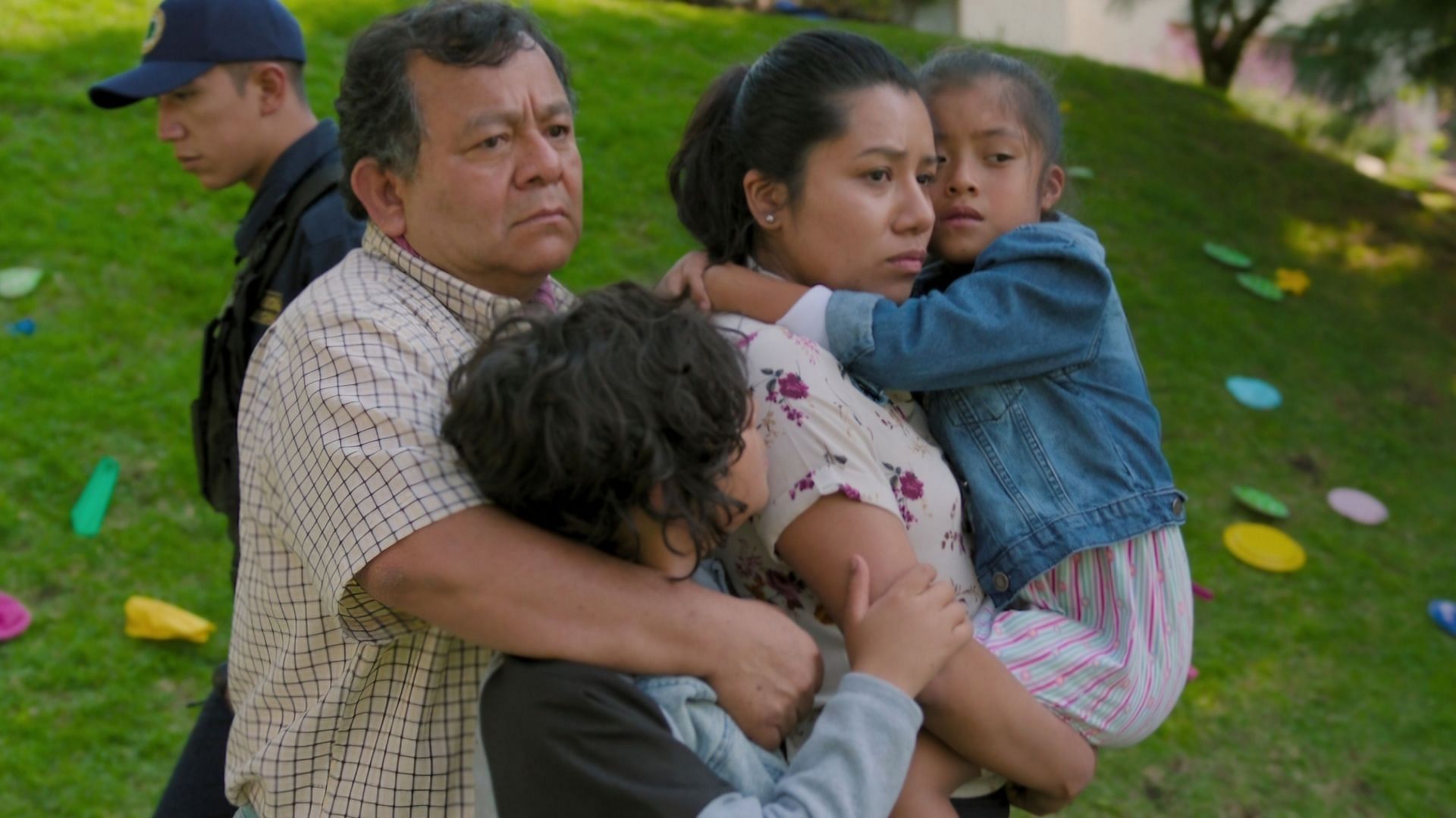 Silverio Palacios as Moncho alongside Shani Lozano&#039;s character in The Accident (via Netflix)