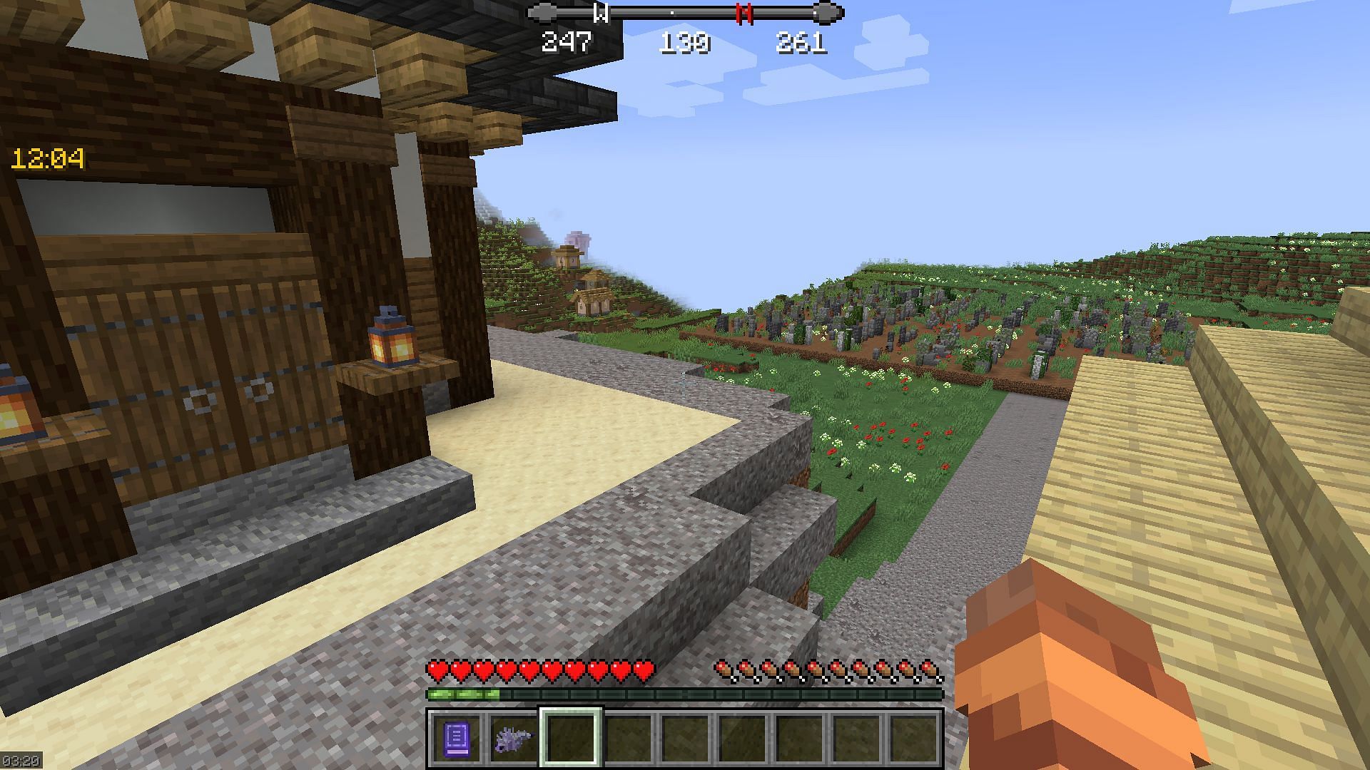 The updated HUD using the RPG-Hud mod (Image via Mojang)