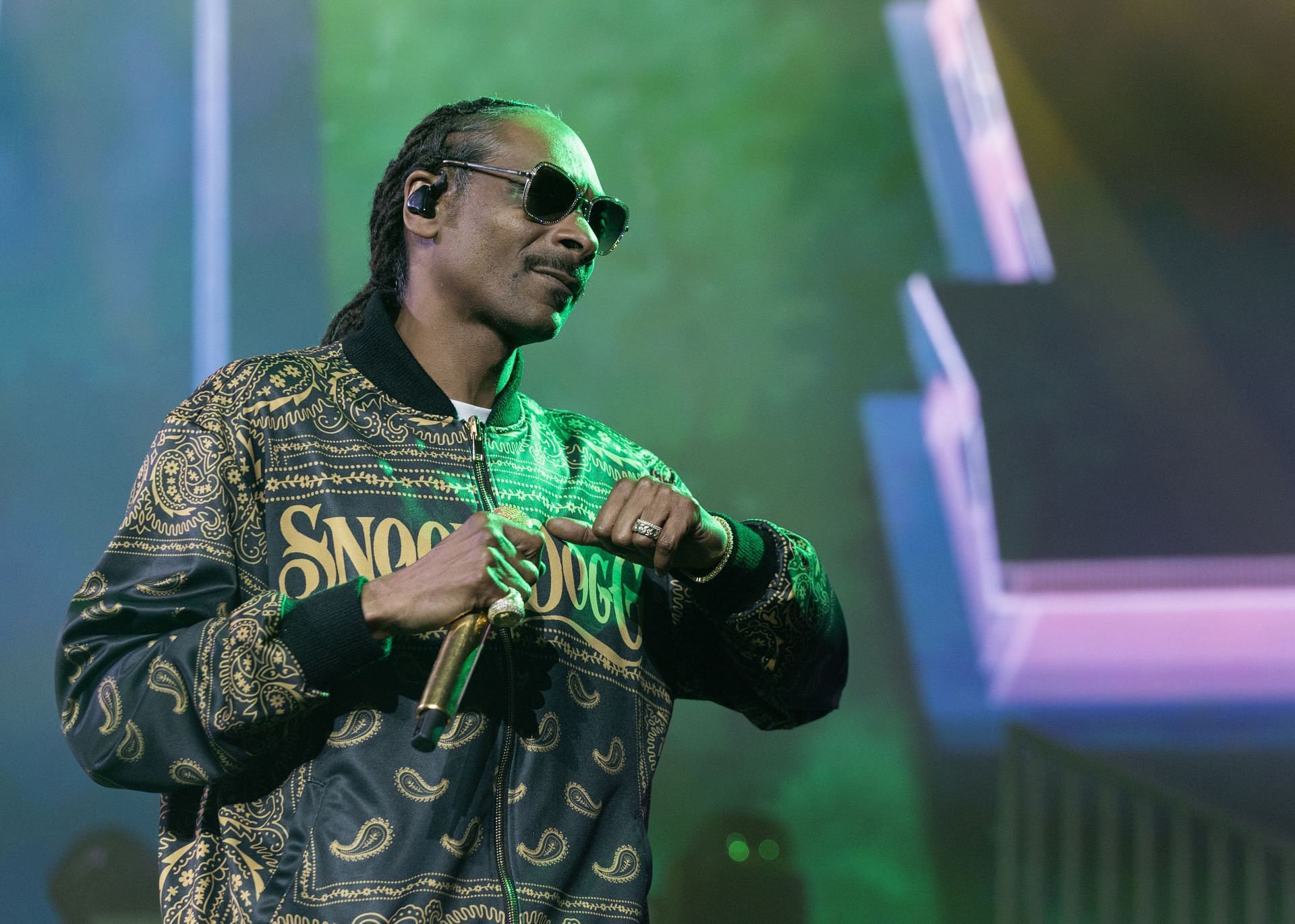 Snoop Dogg And Wiz Khalifa Perform At Rogers Arena - Source: Getty. (Photo by Andrew Chin/Getty Images)