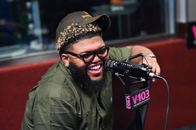 "She spent more money in the relationship than I did" — Druski clarifies his Rubi Rose remarks after "have them pockets ready" goes viral