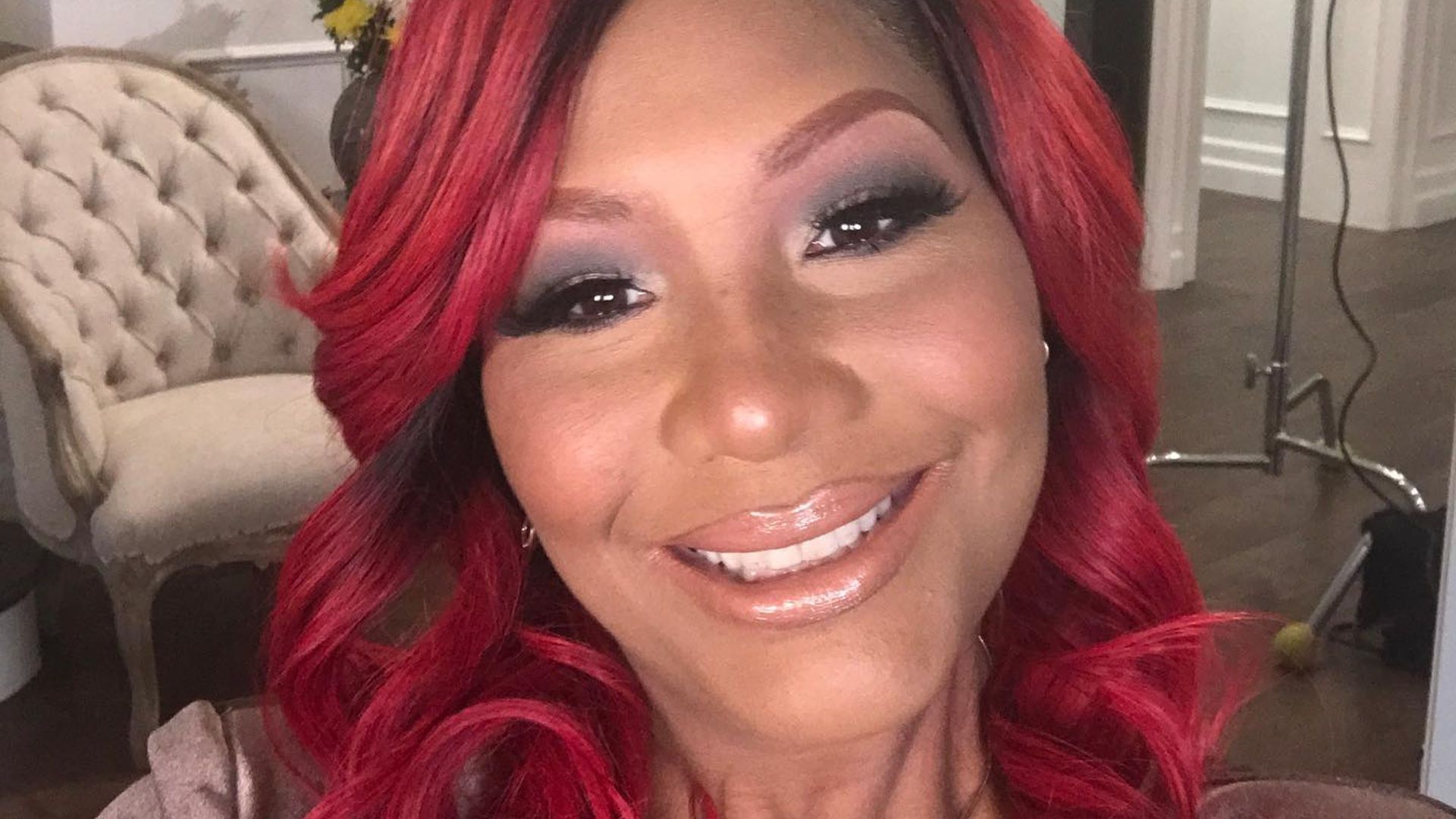 A selfie of Traci Braxton (Image via Facebook/@TheRealTraciBraxton)