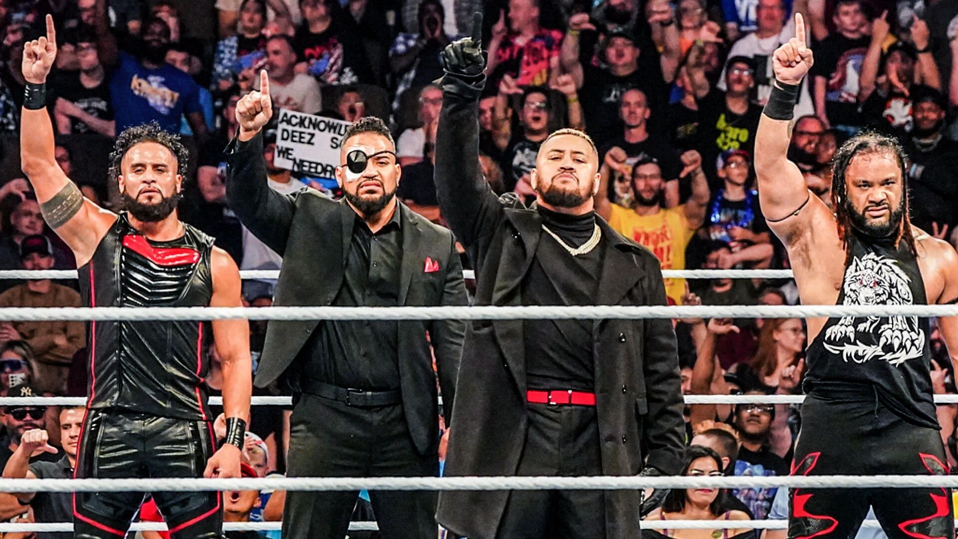 Will Solo Sikoa get betrayed by The Bloodline (Image credit: WWE.com)