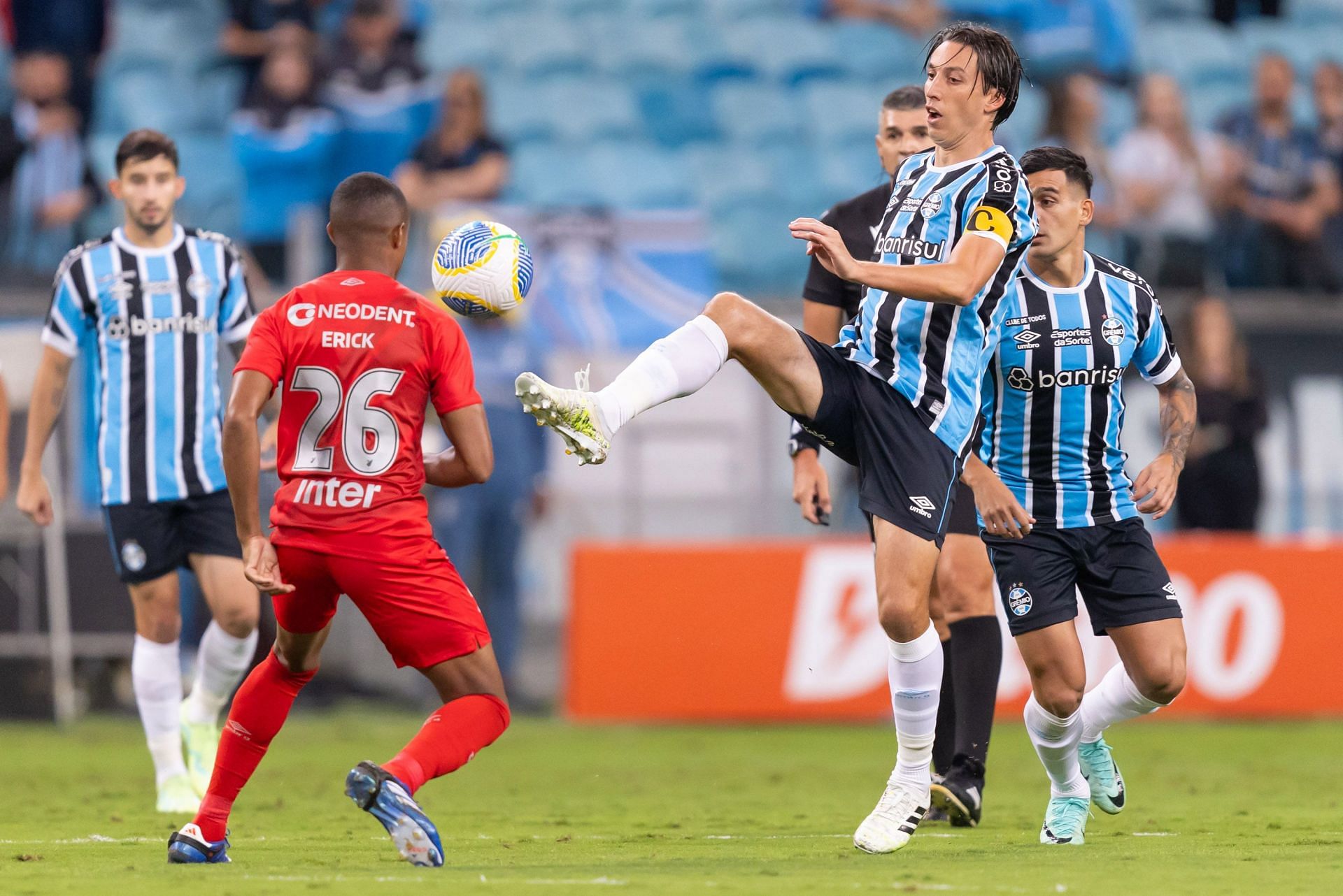 Campeonato Brasileiro Serie A - Gremio v Athletico Paranaense - Source: Getty