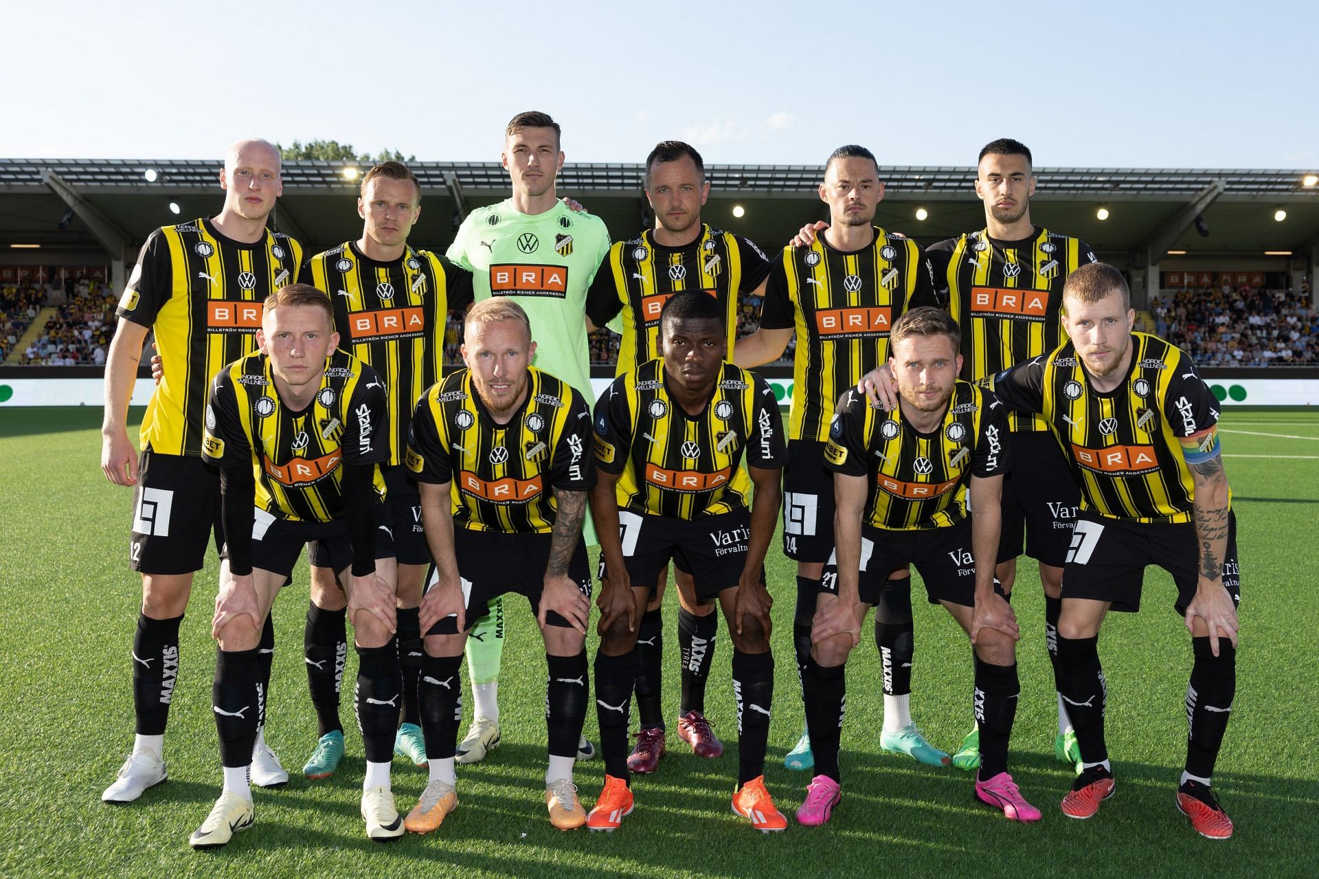 Hacken team photo before a game. Credit: Hacken official X page