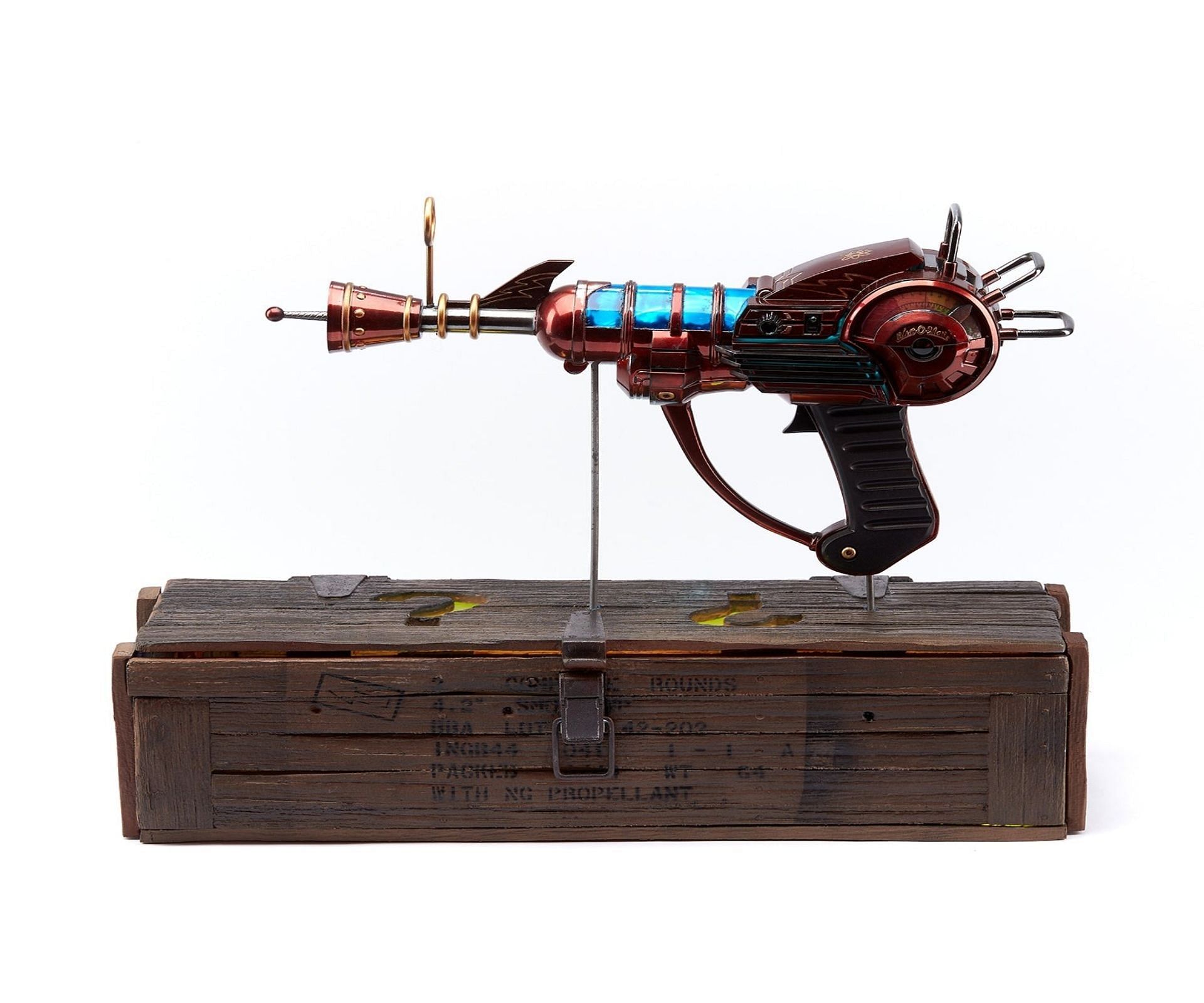 Call of Duty Ray Gun Replica Statue (Image via Activision)