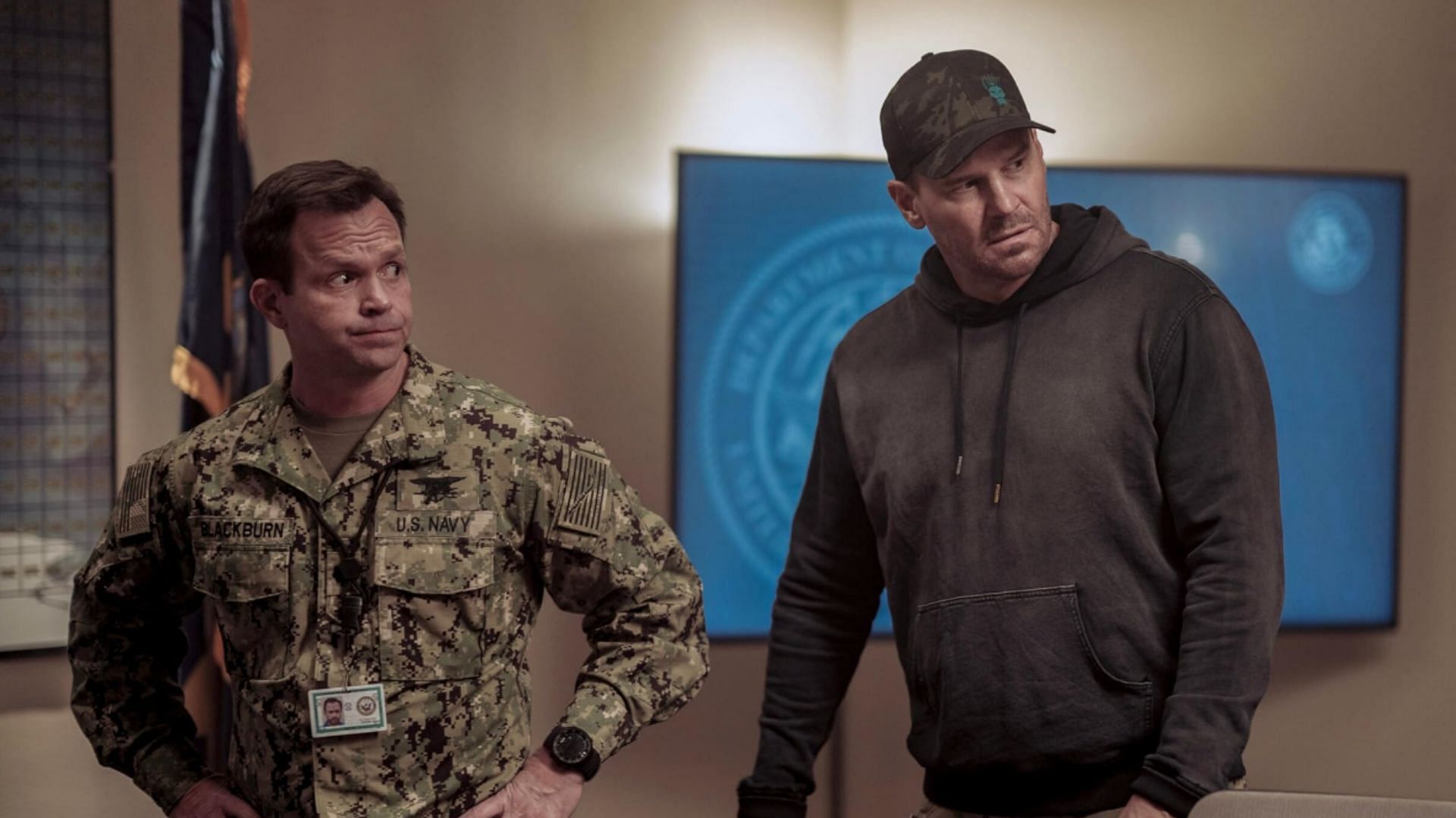 Blackburn and Hayes in SEAL Team (Image via Paramount+)