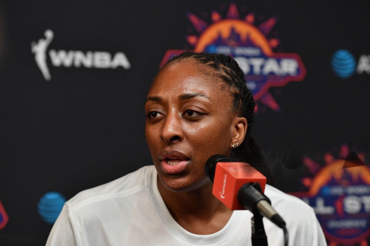 Nneka Ogwumike Contract