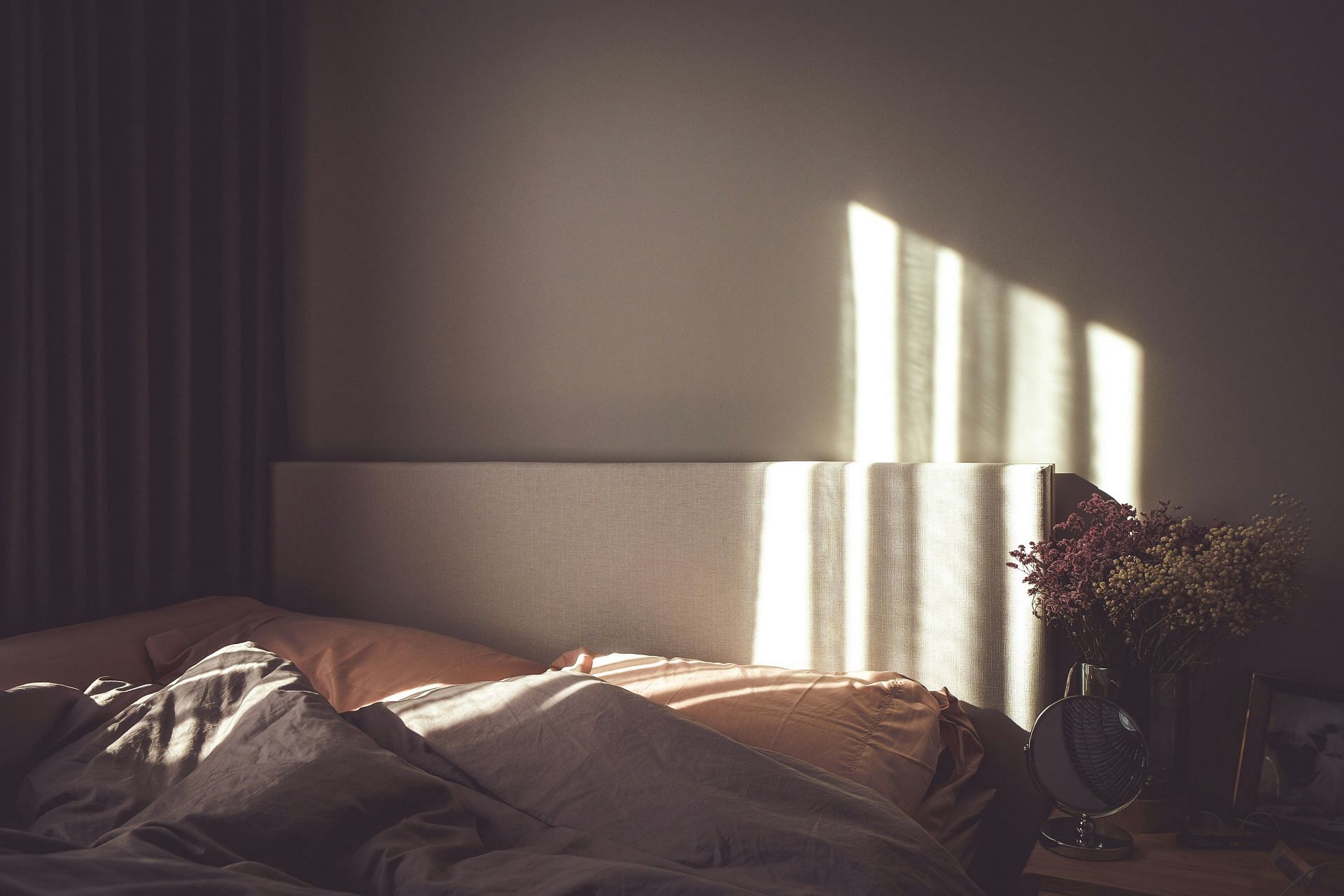 Sasha Samsudean&#039;s body was wrapped in a blanket (Image by Mink Mingle/Unsplash)