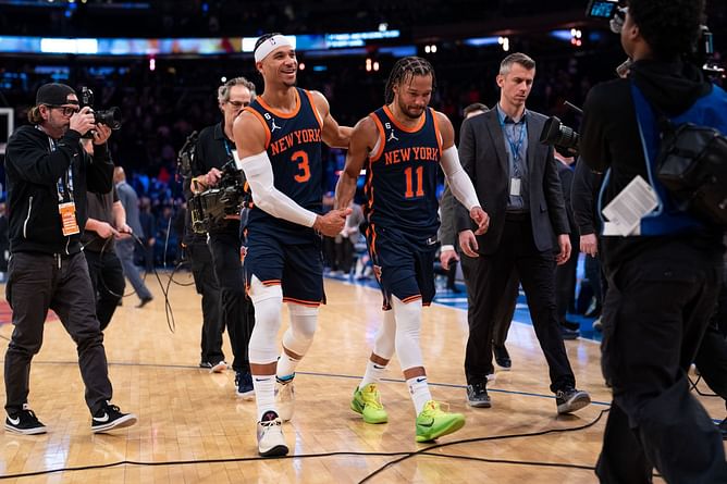 Jalen Brunson & Josh Hart roast each other over Knicks guard's custom Manchester City jersey pic