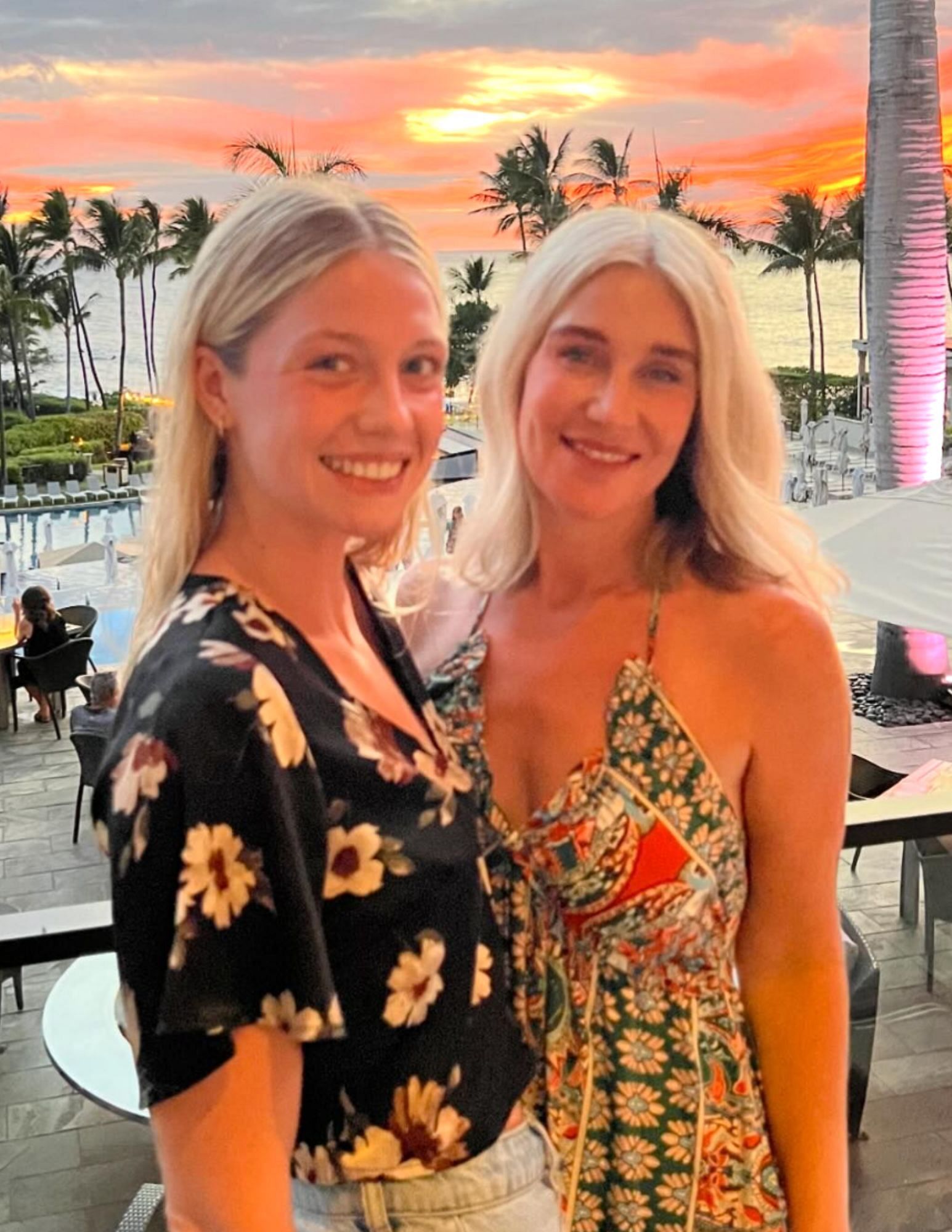 Rebecca Bisping (right) and Ellie Bisping (left). [Image courtesy: @mikebisping on Instagram]