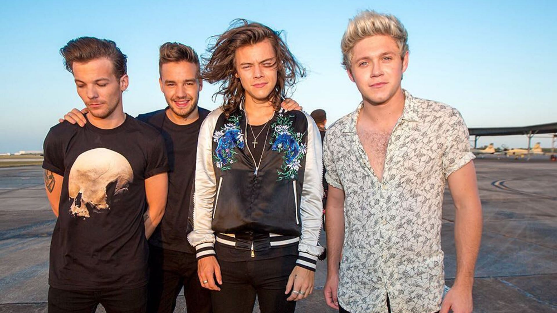 Harry Styles and his band mates in One Direction (Image via Instagram/@onedirection)