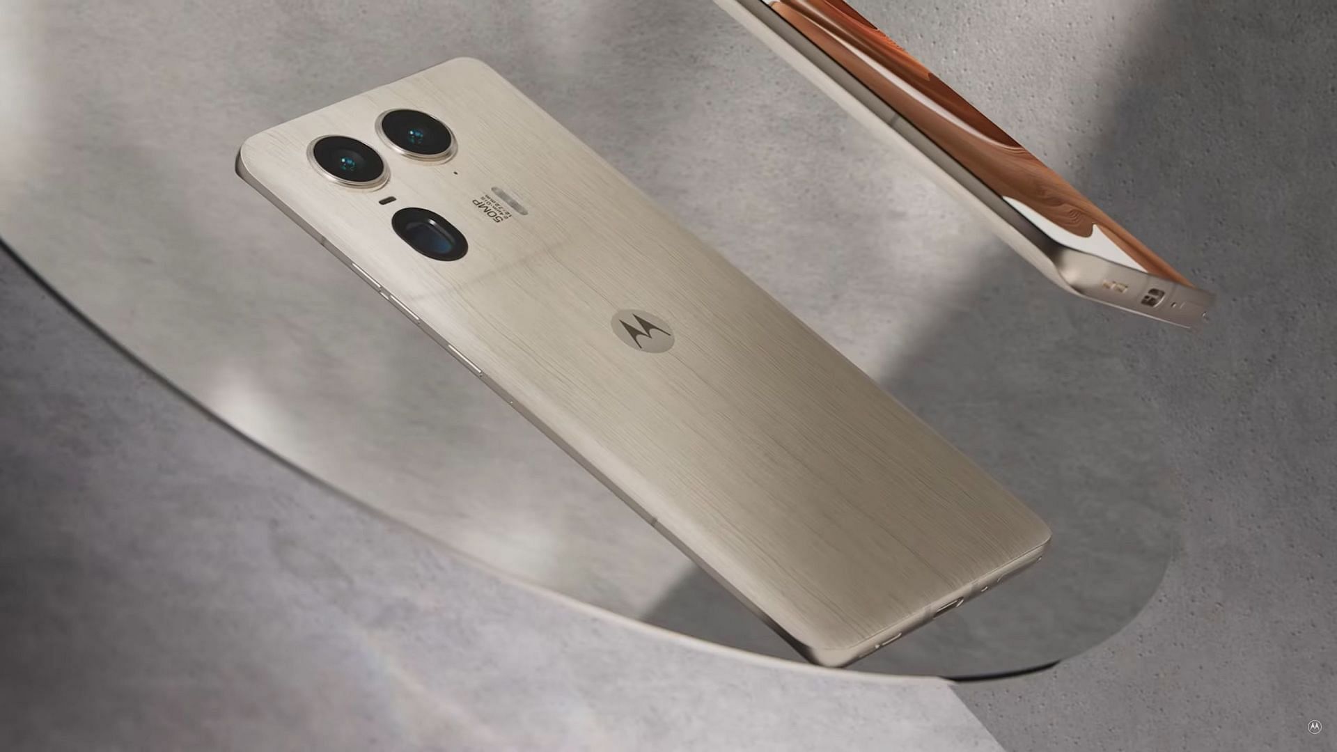 Motorola Edge 50 Ultra Nordic Wood version (Image via @Motorola/YouTube)