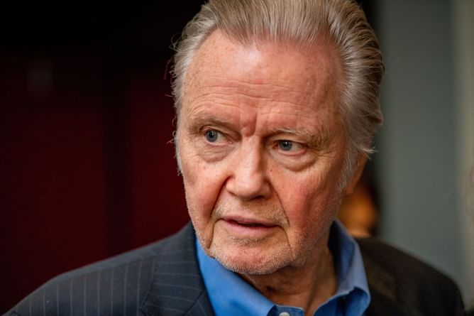 "Angelina come get your father" — Internet reacts to Jon Voight accusing Obama of directing “cackling hyena” Kamala Harris