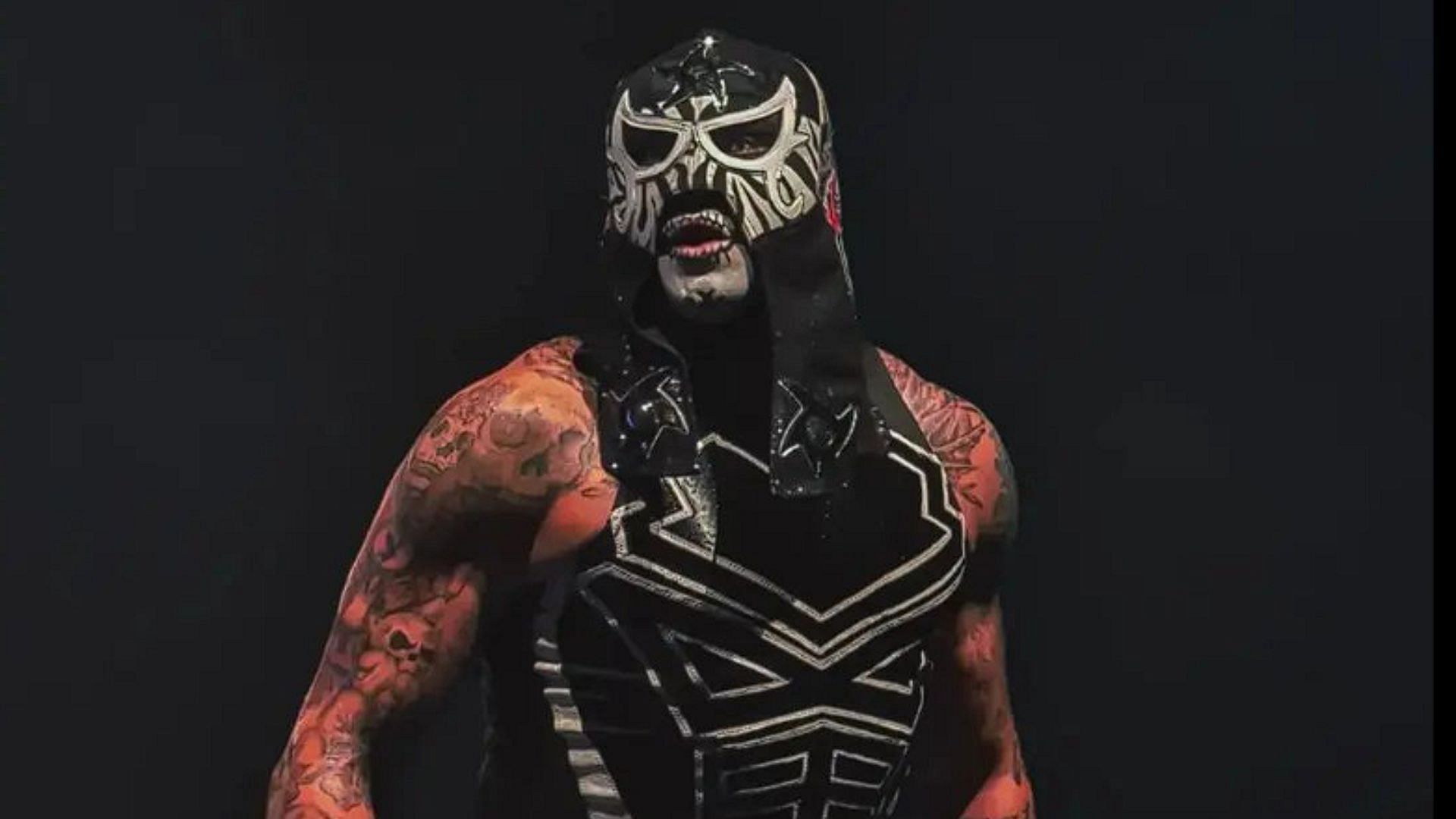 P&eacute;nta El Zero Miedo is one-half of the Lucha Brothers [Photo: P&eacute;nta