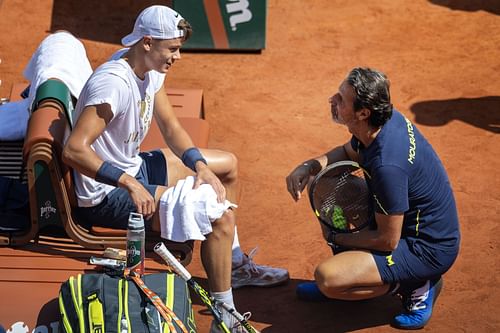 Holger Rune (L) and Patrick Mouratoglou (R) (Source: Getty)