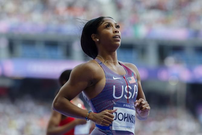 "I cried all day in the bed about it" - US athlete Alaysha Johnson opens up on getting back up after heartbreaking finish at Paris Olympics