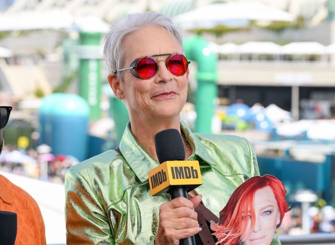 "People need a backbone"— Internet reacts as Jamie Lee Curtis apologizes for saying the MCU is in its "bad" phase