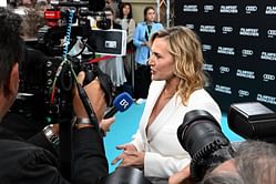 Kate Winslet says she was told to hide her "belly rolls" while shooting Lee