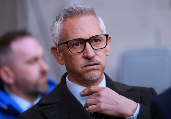 "It was absolutely world-class!" - Gary Lineker rates Arsenal star's performance after 2-0 win over Aston Villa