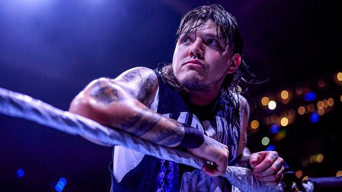 WWE Hall of Famer wants Dominik Mysterio to put his hair or mustache on the line for a major match