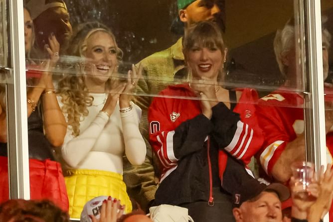 Chiefs owner Clark Hunt credits Taylor Swift, Swifties for 30% fanbase boost: Report