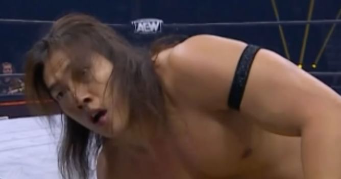 AEW star Konosuke Takeshita scarily dropped on his head during a suplex