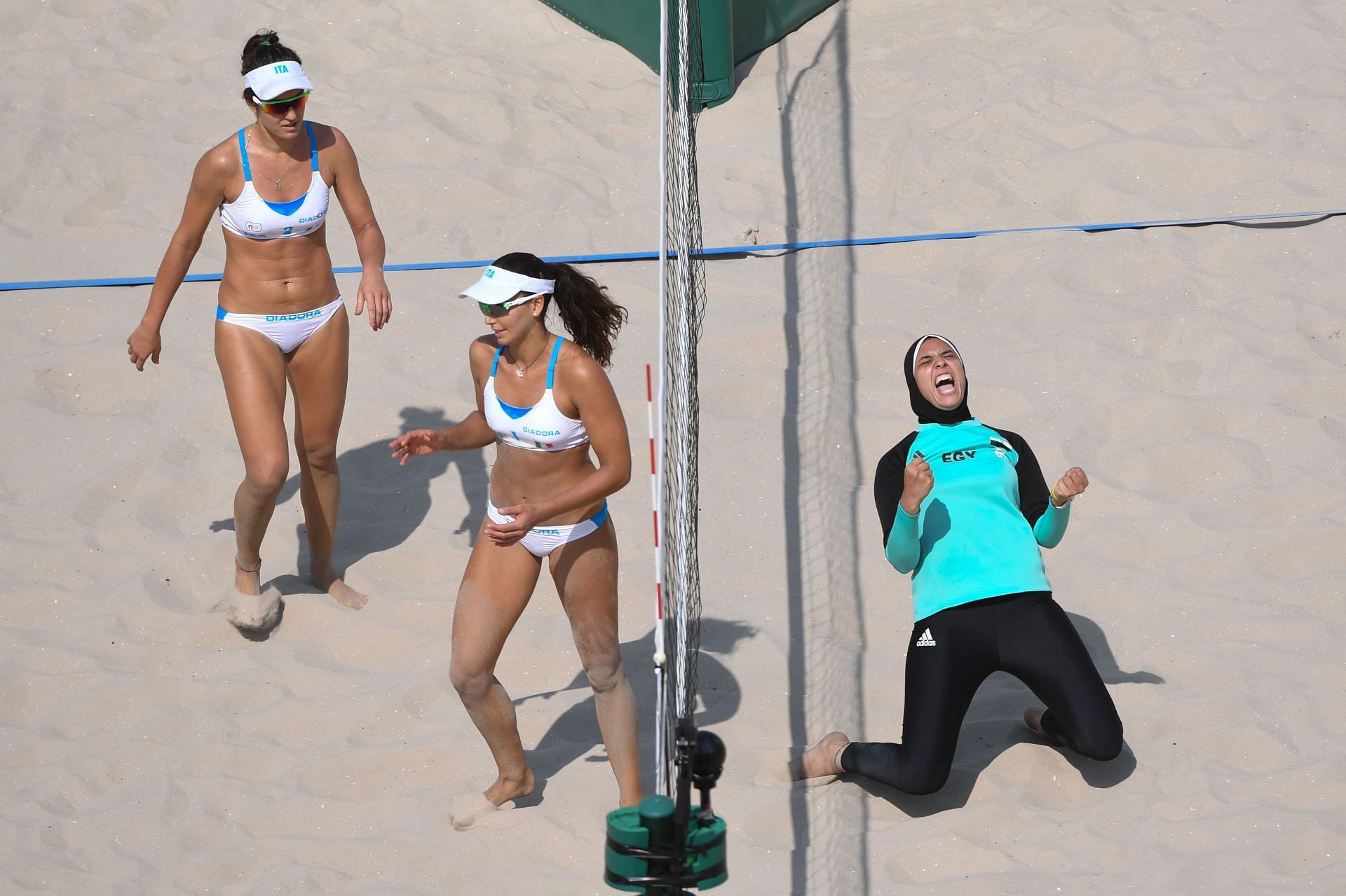 Doaa El Ghobashy [R] during the 2016 Olympic Games in Rio de Janeiro, Brazil (Photo via Getty Images)