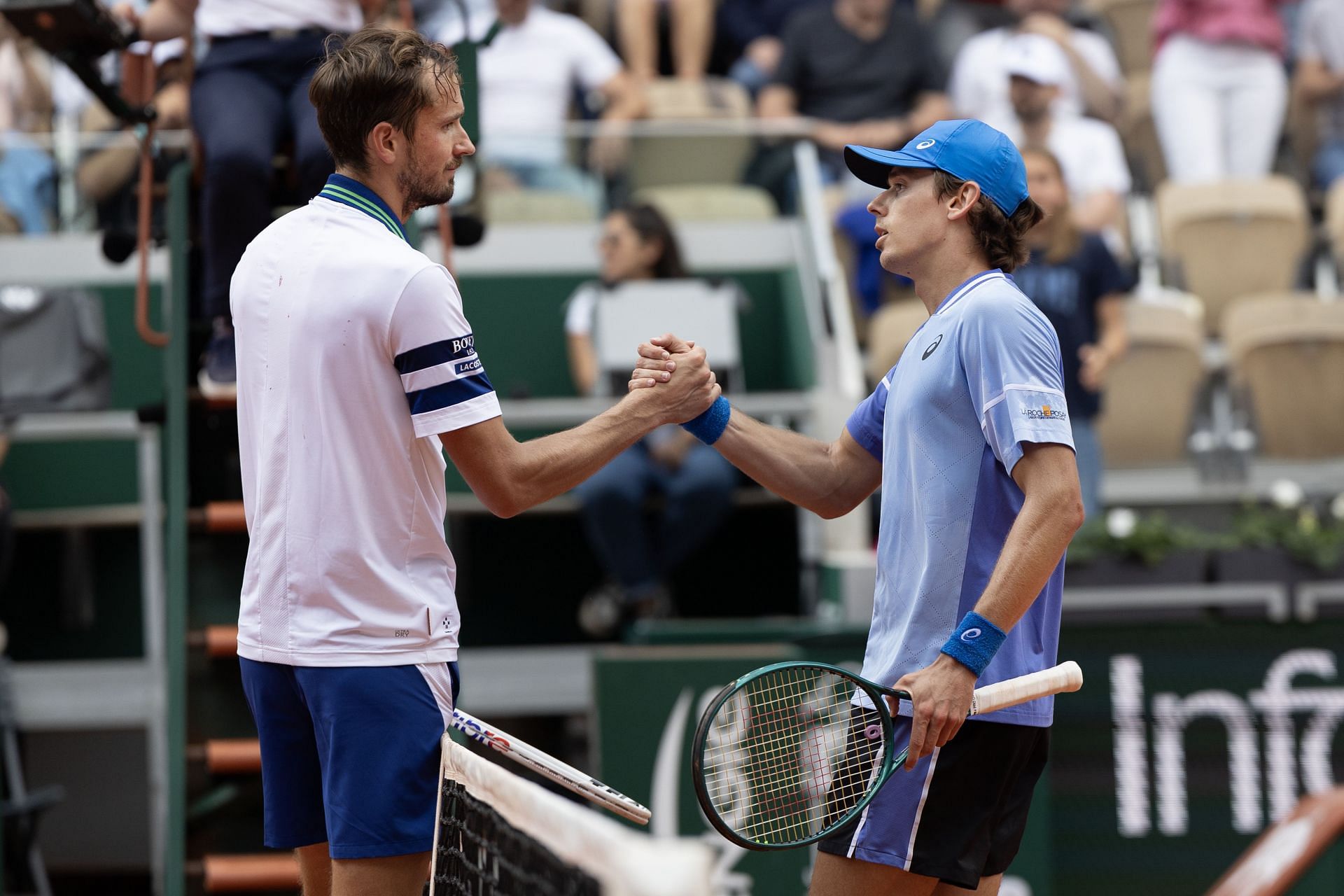 Daniil Medvedev (L) and Alex de Minaur (Source: Getty)