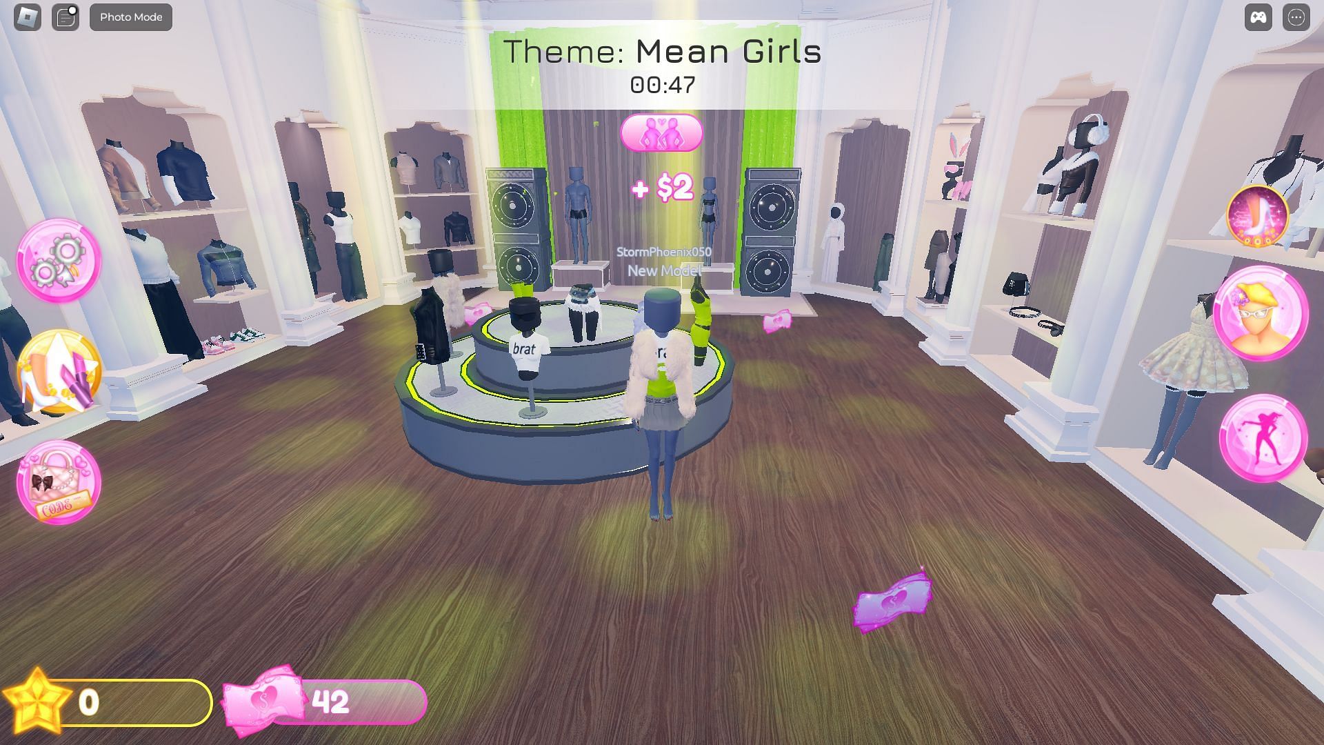 You should focus on each theme to get the most votes in Dress to Impress (Image via Roblox)