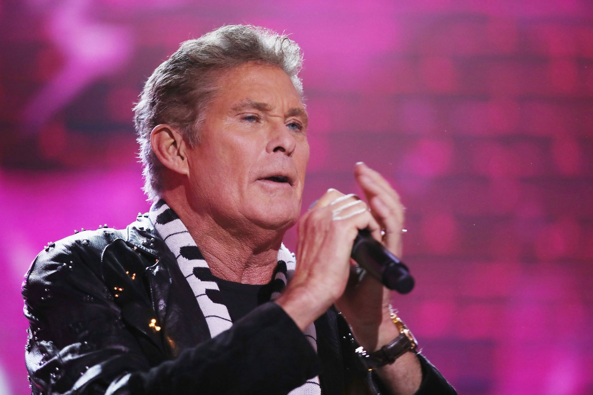 David Hasselhoff served as a judge on AGT (Image via Getty)