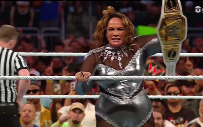 Nia Jax hugs real-life Bloodline member after becoming WWE Women's Champion at SummerSlam 2024