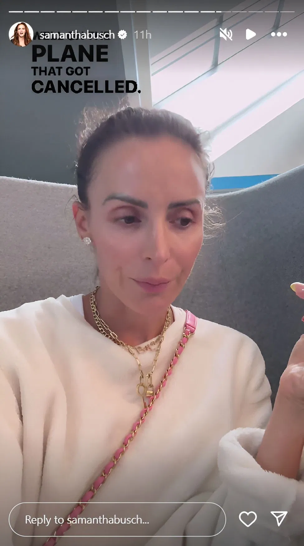 Samantha Busch updating about their connecting flight getting canceled (source: @samanthabusch on Instagram)
