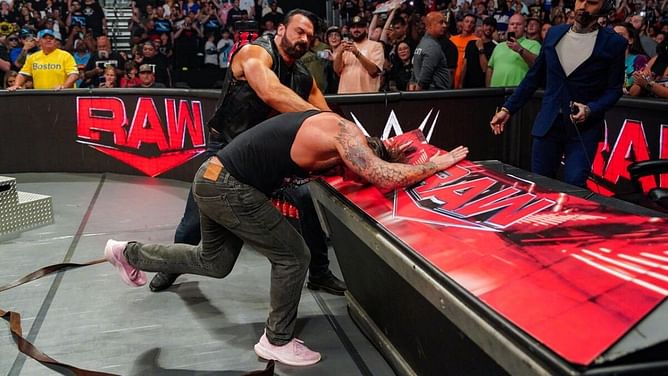 "मैं उनका करियर खत्म कर दूंगा" - WWE Bash In Berlin में मैच से पहले दिग्गज को मिली धमकी