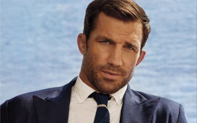 When ex-UFC champ Luke Rockhold inappropriately touched a woman on a dating show