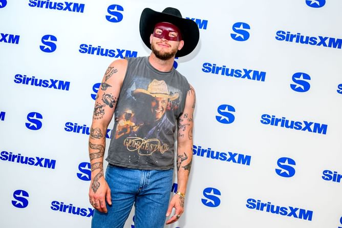 "I think Nashville is too afraid to see that" — Orville Peck says country music fans are not given enough credit for how open-minded they are