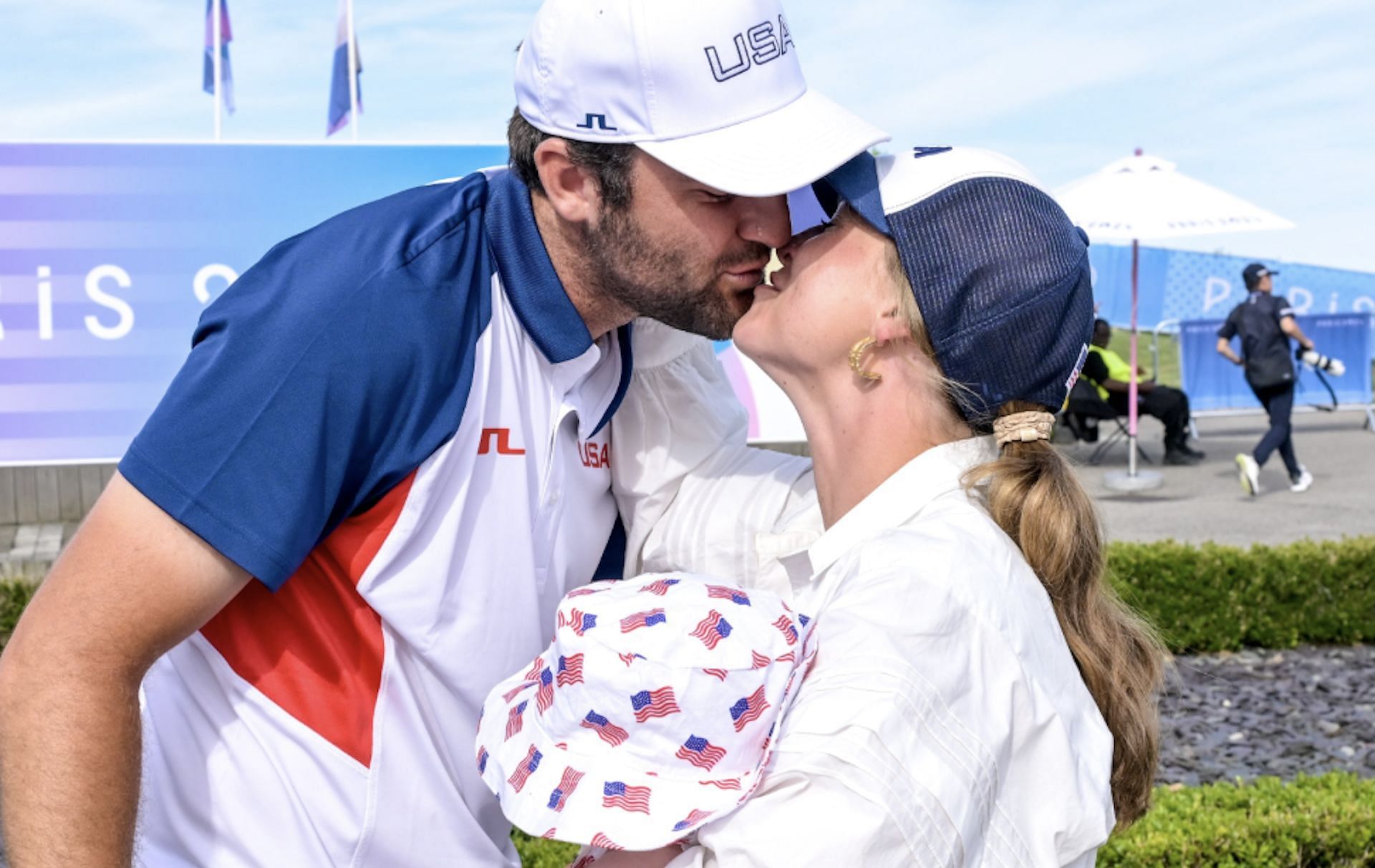 Scottie Scheffler, Meredith Scheffler, and Bennett Scheffler - 2024 Paris Olympics (Image via X @OlympicGolf) 