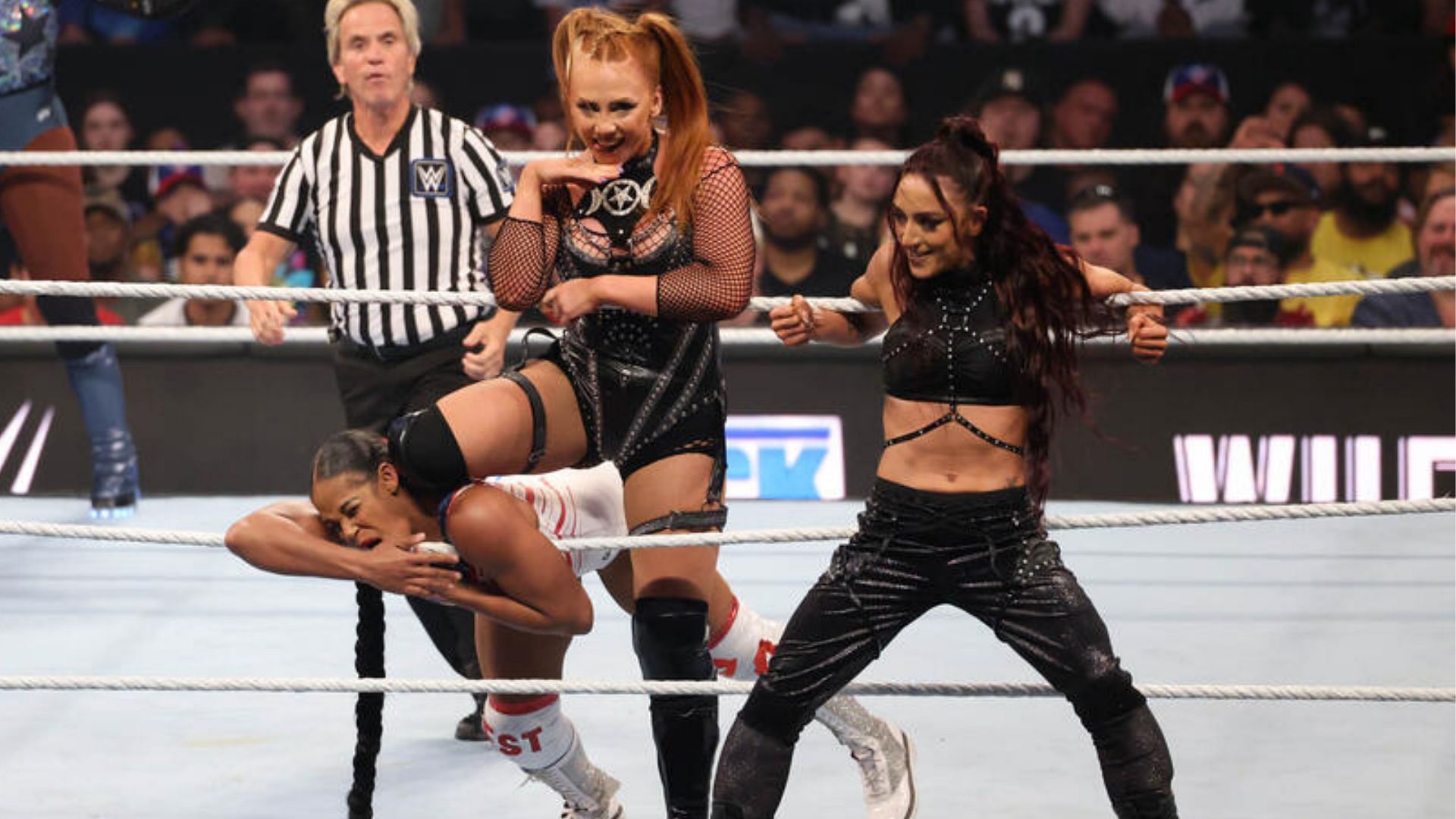 Alba Fyre and Isla Dawn during their most recent SmackDown match.